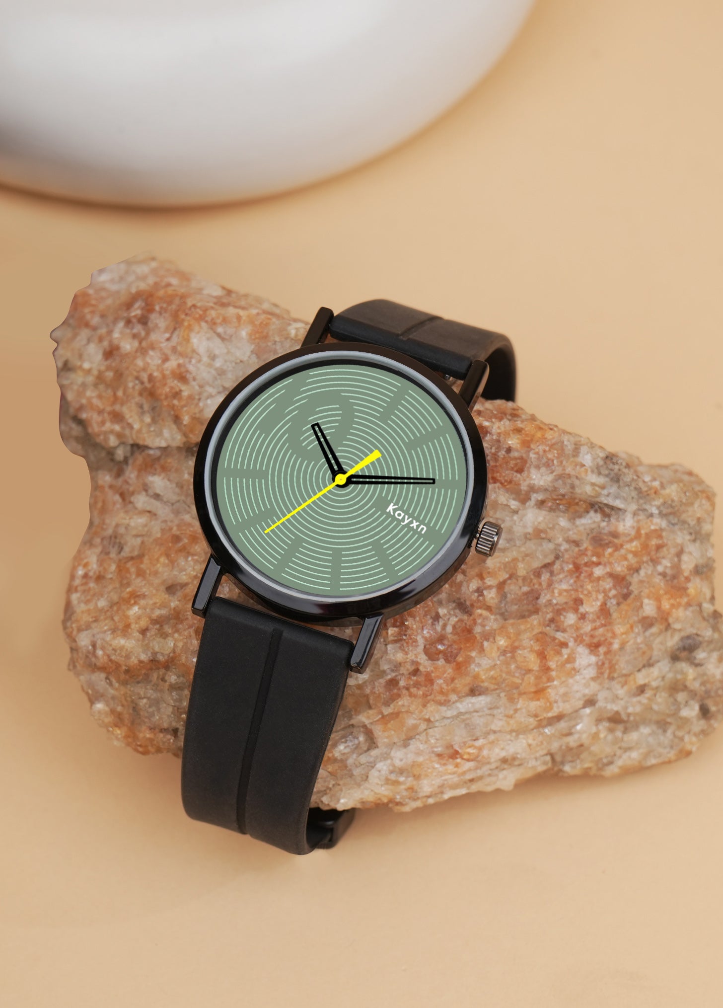 Spectra Analogue Silicone Strap Watch For Men