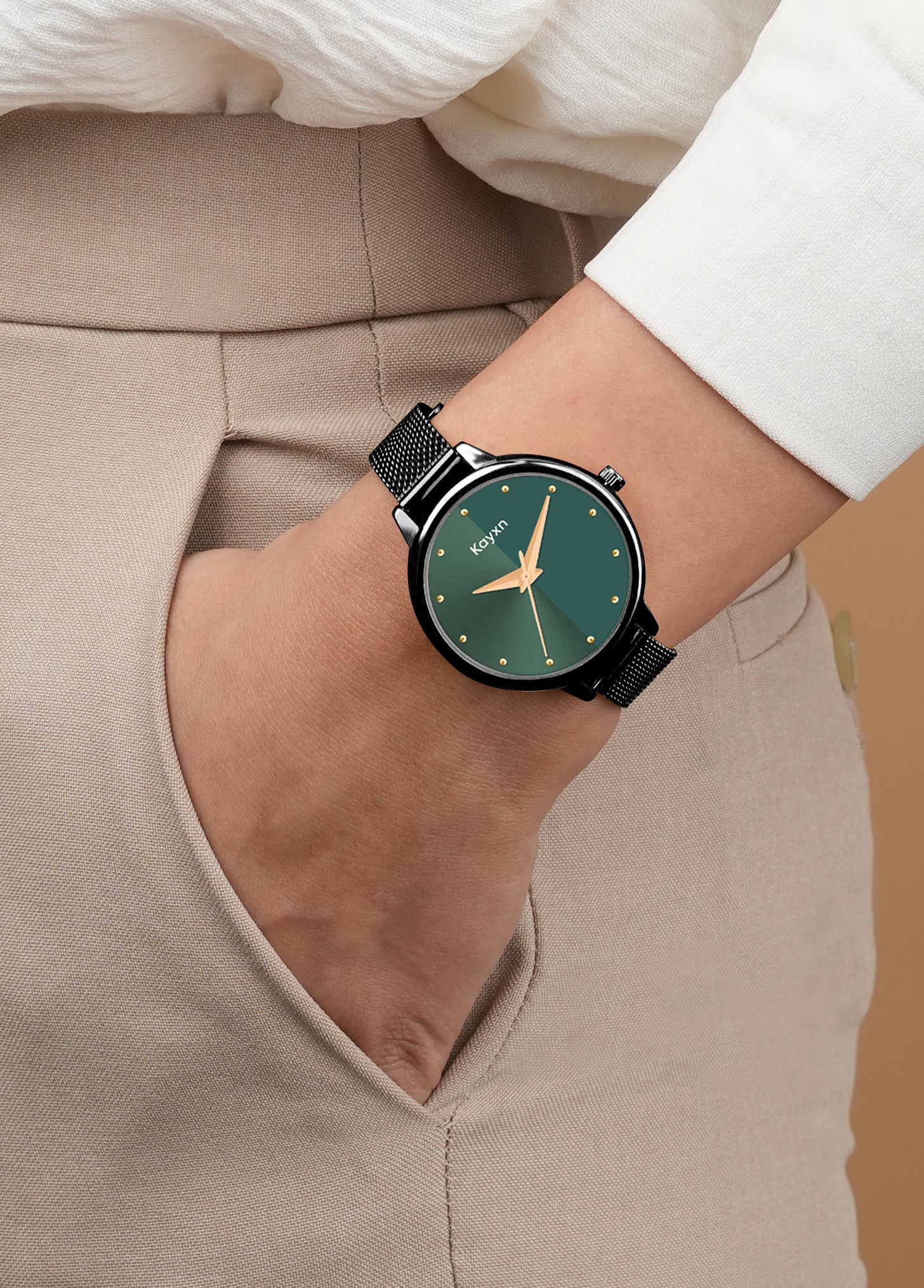 Jade Embellished Dial Analogue Watch For Women - Black