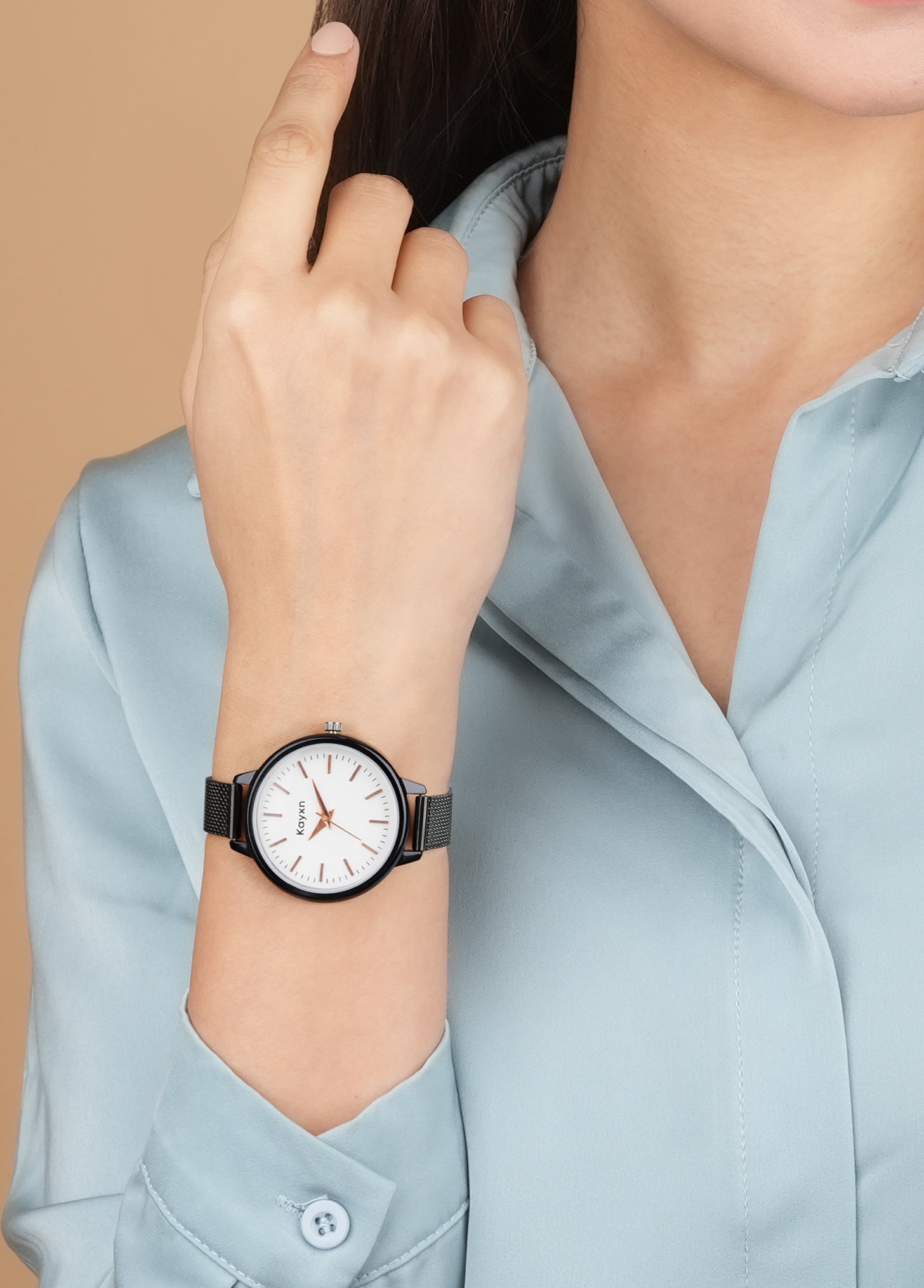 Starlit Embellished Dial Analogue Wrist Watch For Women - Black