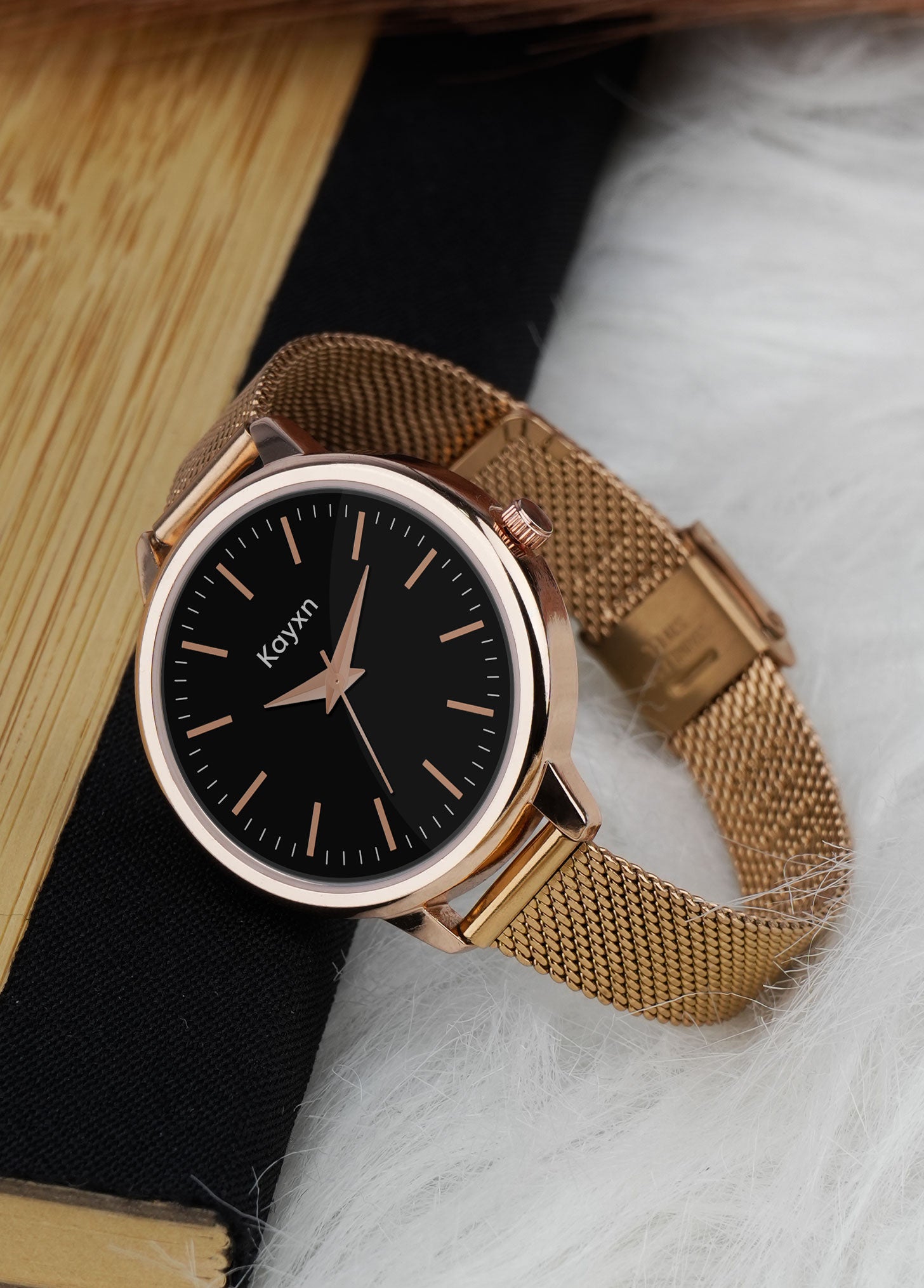 Starlit Embellished Dial Analogue Wrist Watch For Women - Rose Gold