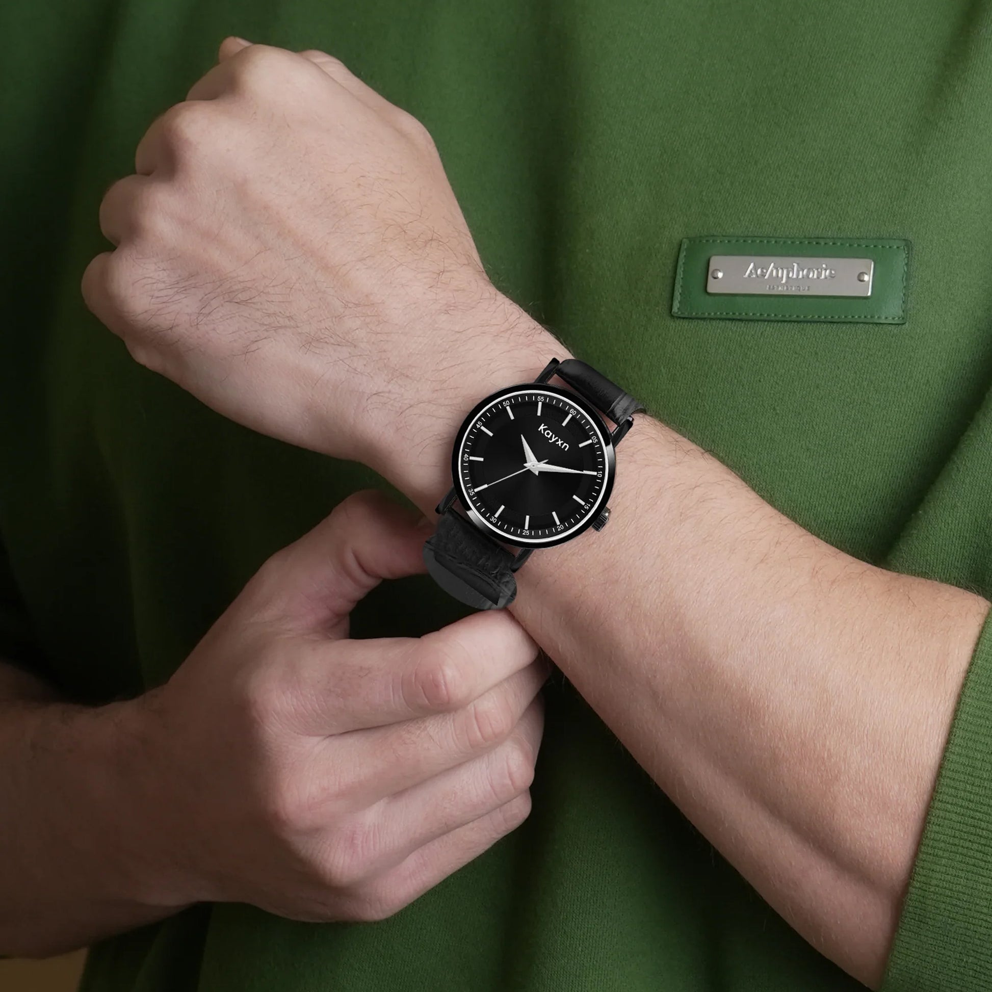 Ebonique Analogue Dial Leather Strap Watch For Men