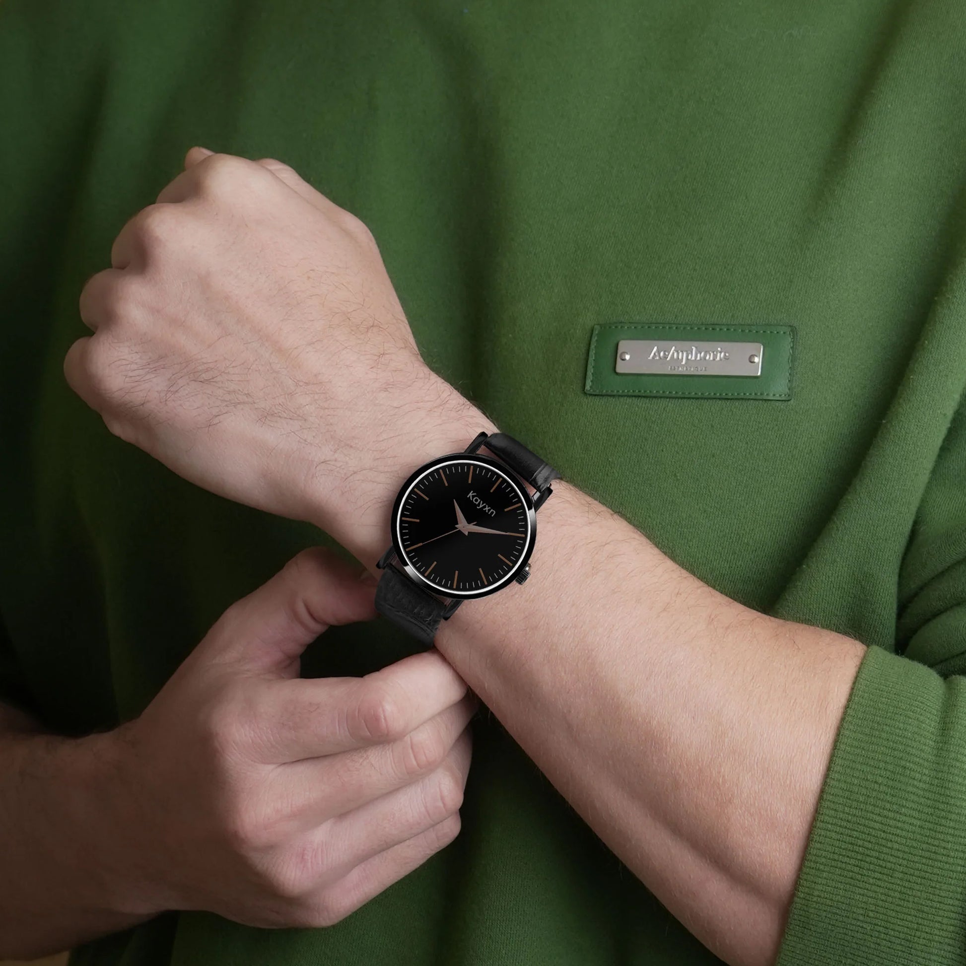 Lunaris Analogue Dial Leather Strap Watch For Men