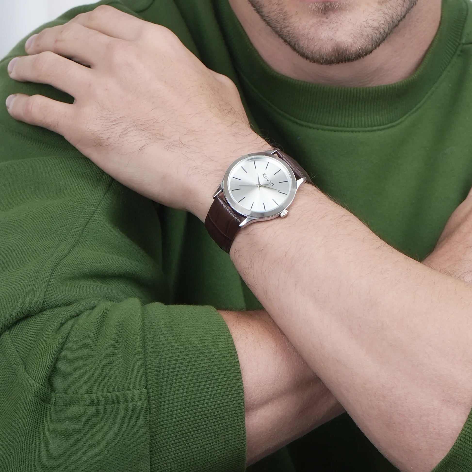 Pristine Classic Dial Analogue Wrist Watch For Men