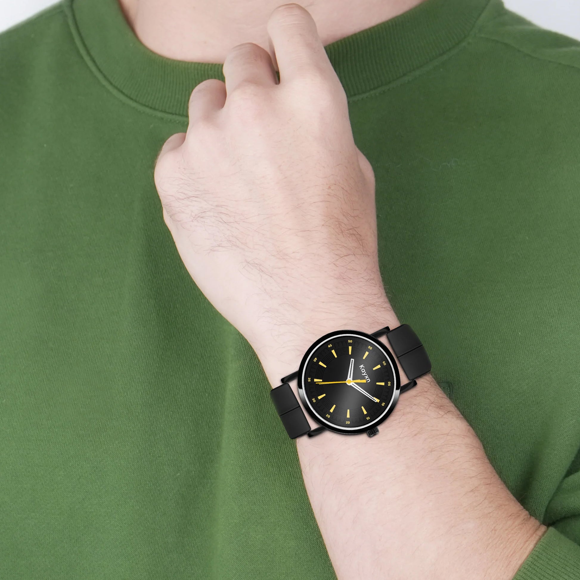 Stellar Analogue Dial Silicone Strap Watch For Men