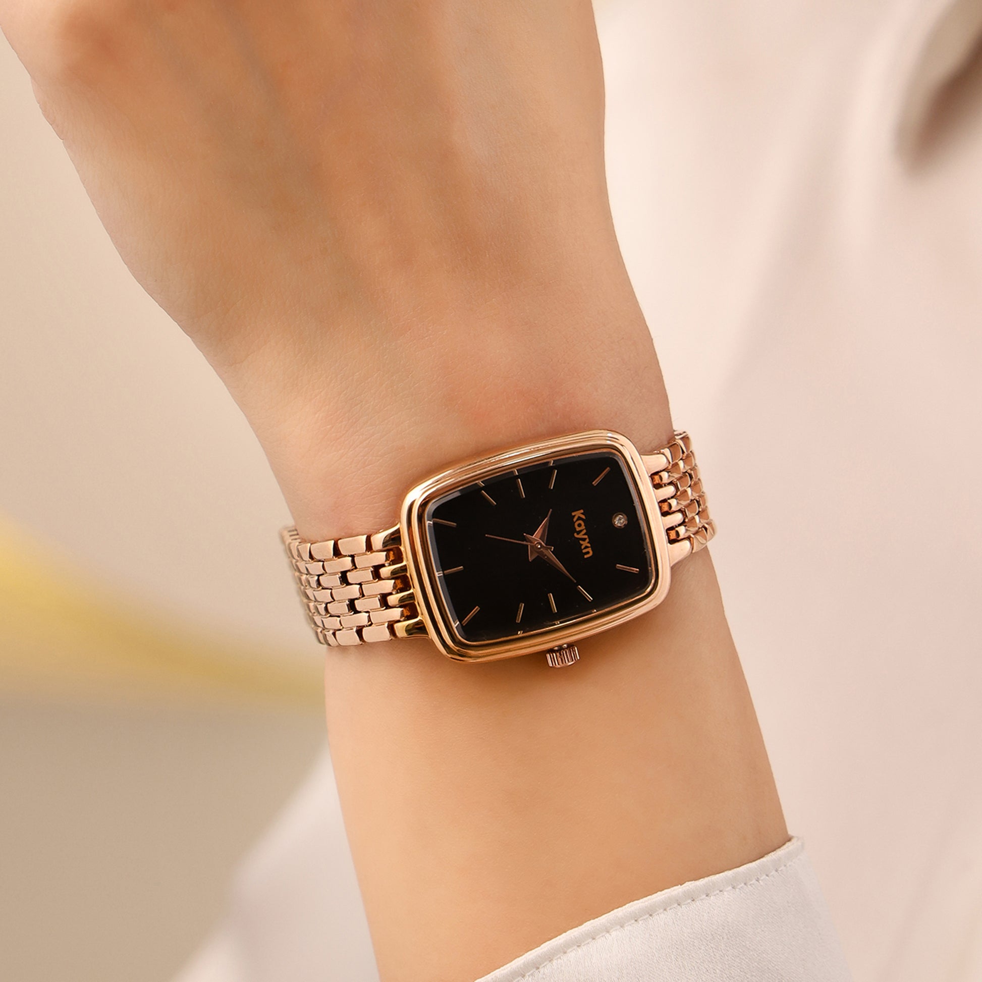 Empress Analogue Wrist Watch For Women - Black
