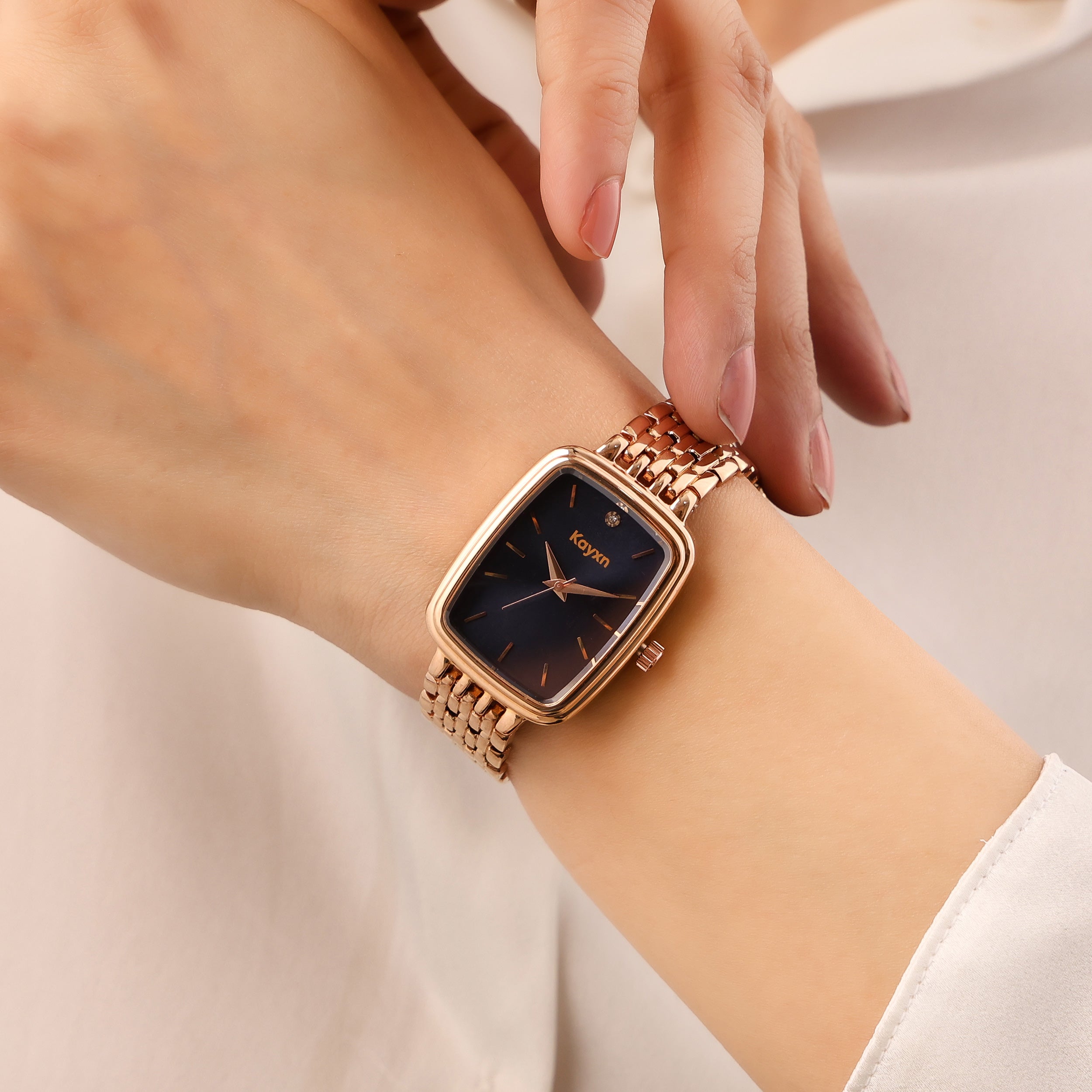 Empress Analogue Wrist Watch For Women - Blue